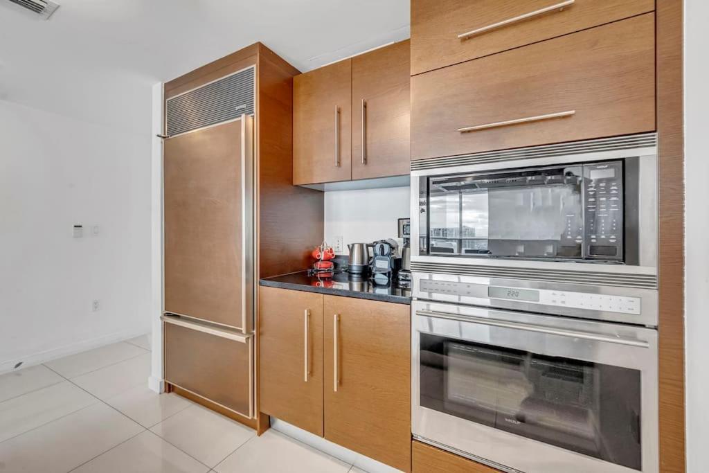 Luxury 1Br Condo W Icon Brickell-Freespa Маями Екстериор снимка
