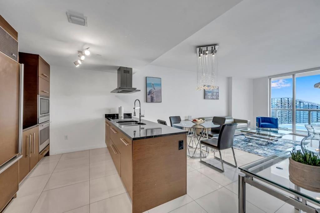 Luxury 1Br Condo W Icon Brickell-Freespa Маями Екстериор снимка