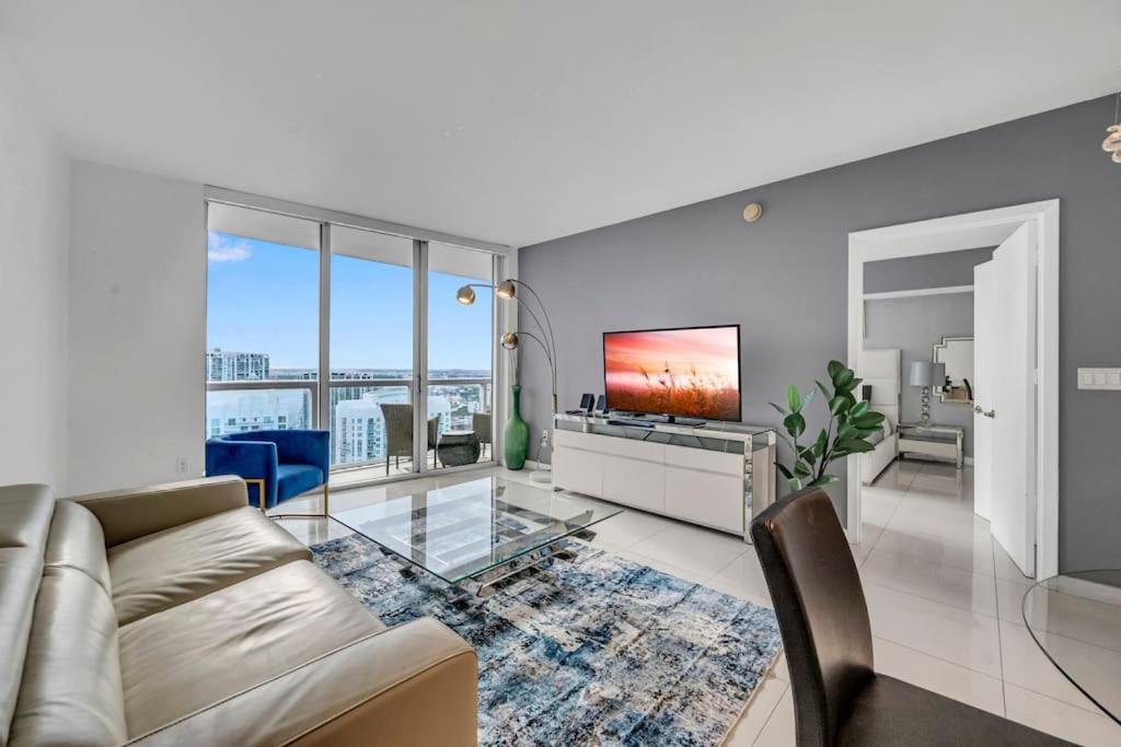 Luxury 1Br Condo W Icon Brickell-Freespa Маями Екстериор снимка